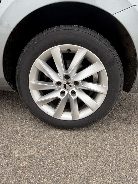 Skoda superb 2017  1.6   Cod motor DCX