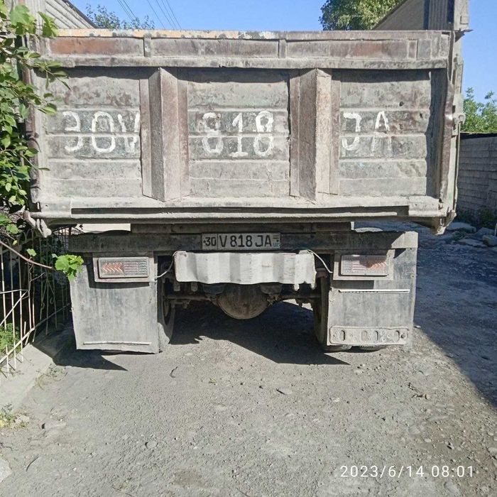 Зил 130 СОТИЛАДИ срочно