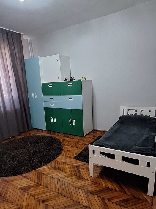 Vând mobilă copii Ikea(covor/perdea/draperie bonus)
