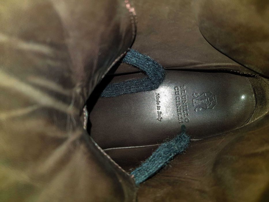 Brunello Cucinelli оригинални дамски кожени кецове металик 38