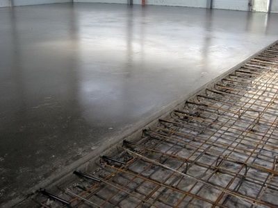 Стяжка Заливка полов лестниц итд