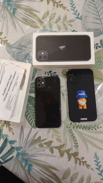 IPhone 11  память 128