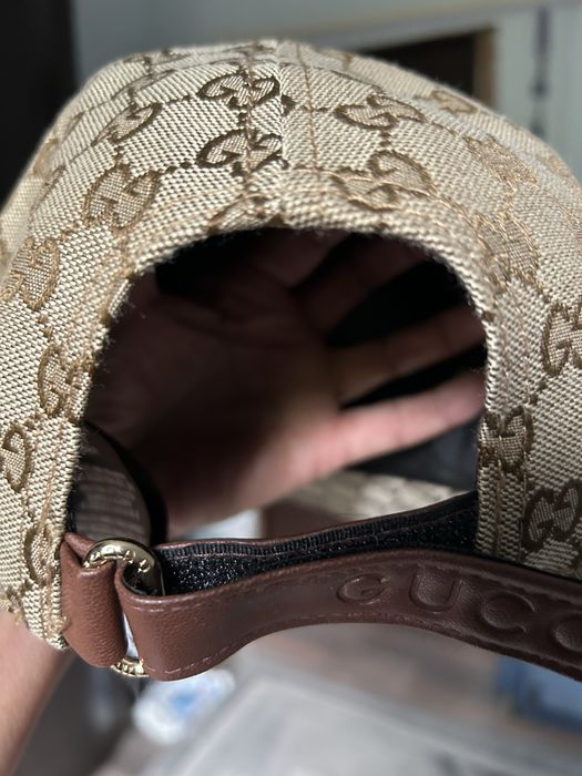 Продам бейсболку новую