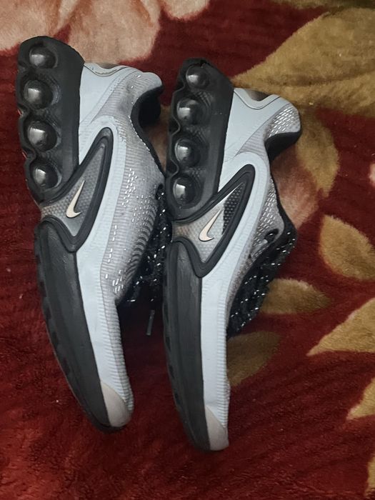 adidasi nike  marimea 39
