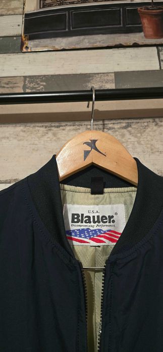 Blauer S-дамско яке (х-778)