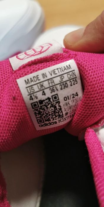 Нови маратонки adidas 36 ,5