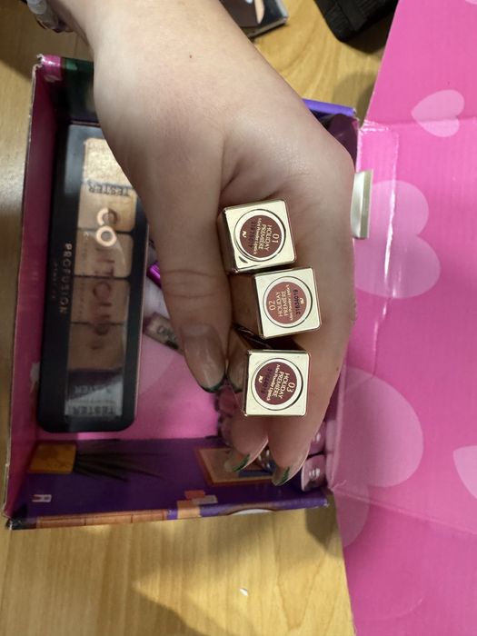 Loreal, Kiko Milano професионална грим козметика