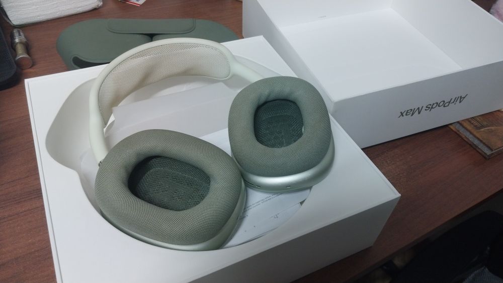 Apple AirPods Max зеленый (оригинал)
