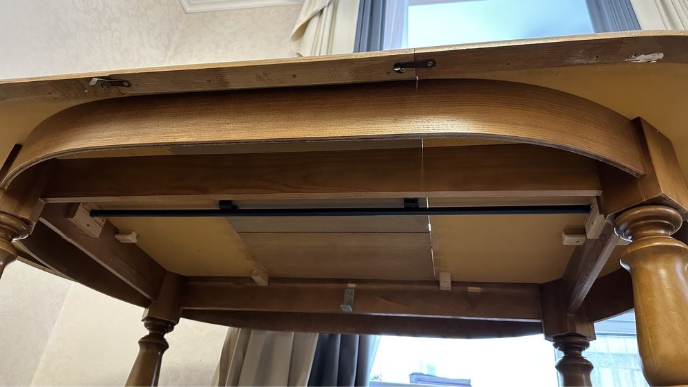 Стол столовый раздвижной