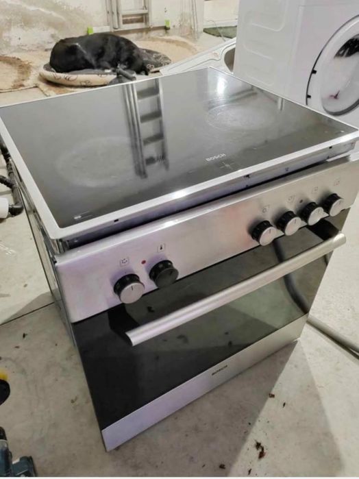 Cuptor si plita cu inductie bosh