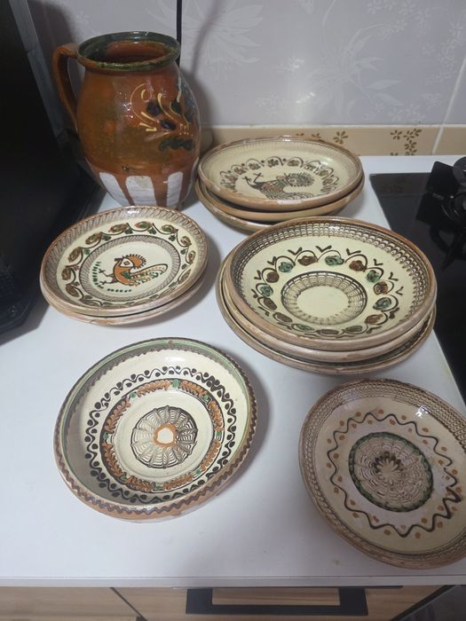 Farfurii traditionale,rucsacuri si genti dama