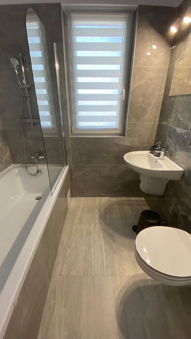 Inchiriere apartament cu parcare