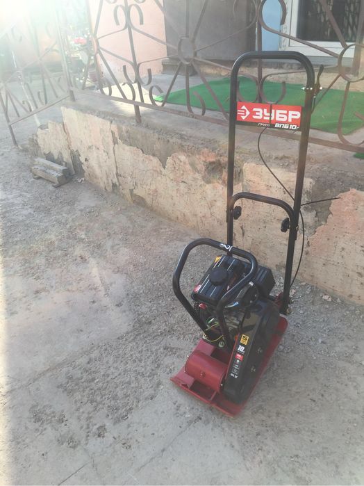 Срочно ВИБРОПЛИТА продается