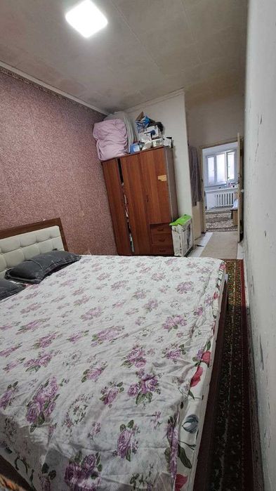 Чилонзор 2 квартал, 2 хонали, 4 этаж, торец