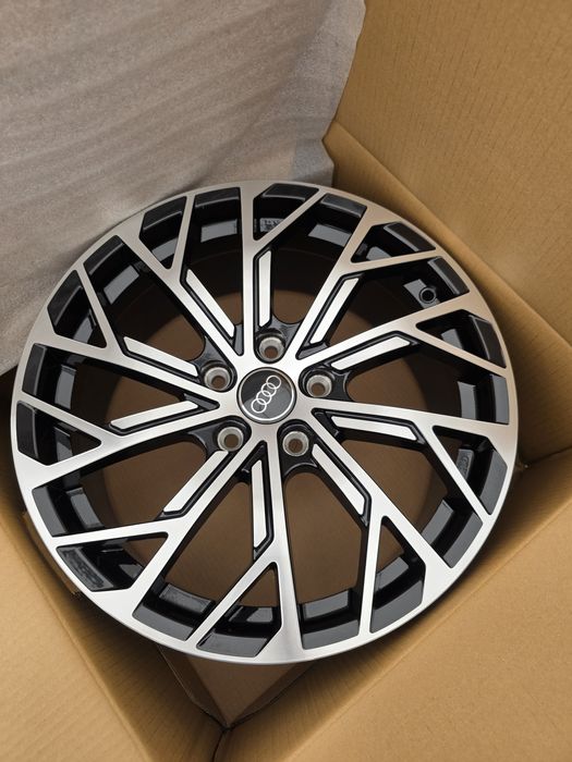 Jante de aliaj pentru Audi pe 17 marca rc wheels model  817  black-polis