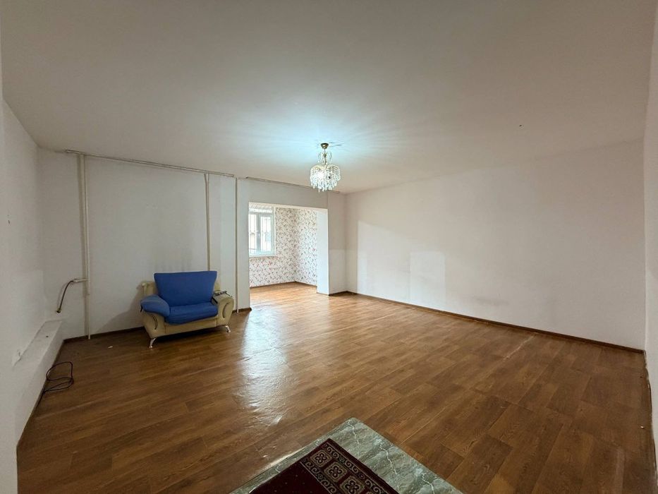 Юнусабад 18 Чайка 3/2/4 кирпич 77 серия