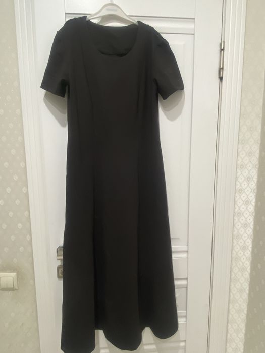 Продается новое платье