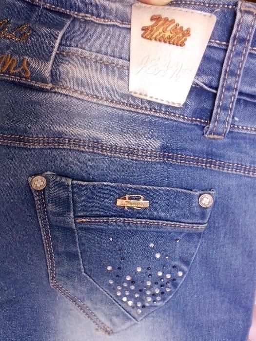 Дамски дънки размер 25, 26