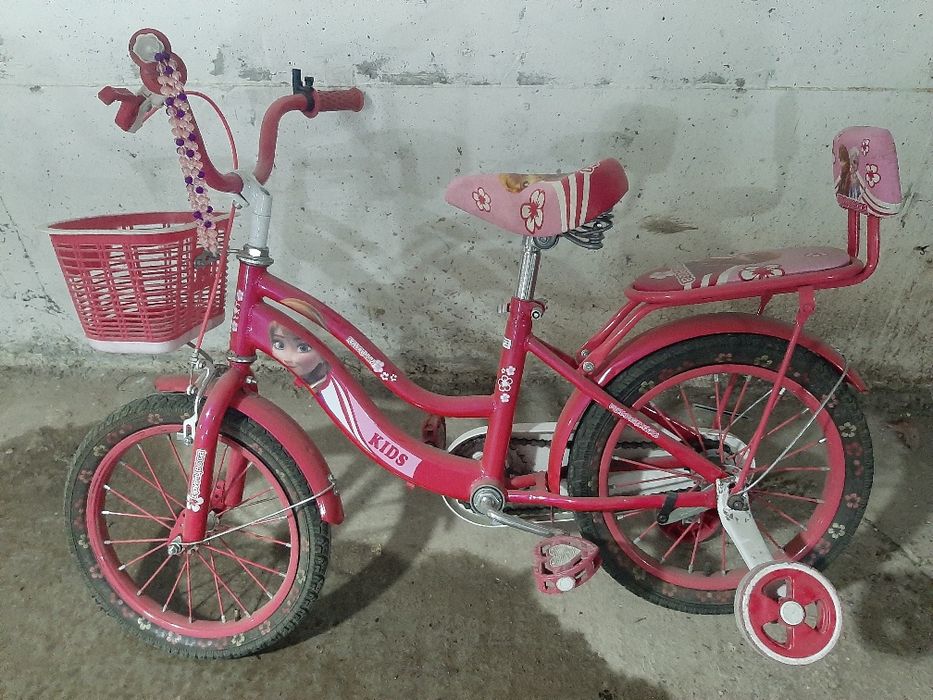 Қиз болалар велосипеди сотилади