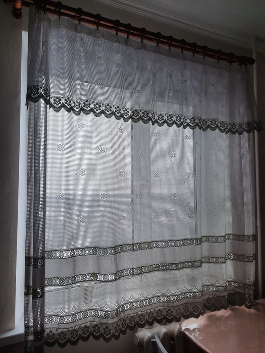 Тюль с гардиной.