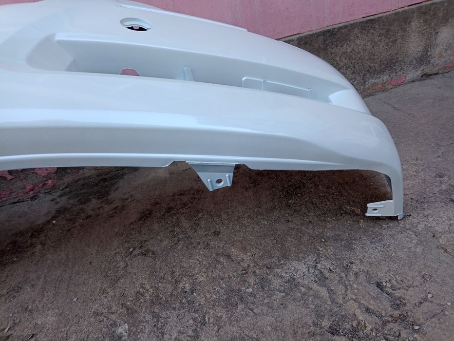 Bara față mercedes