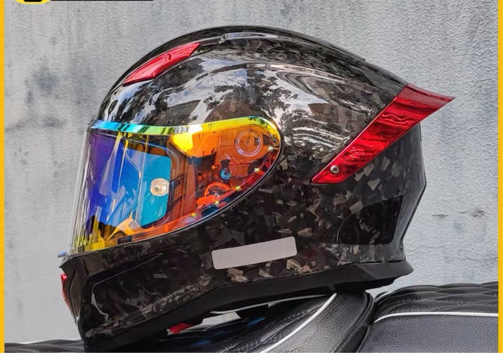 Мото шлем продается