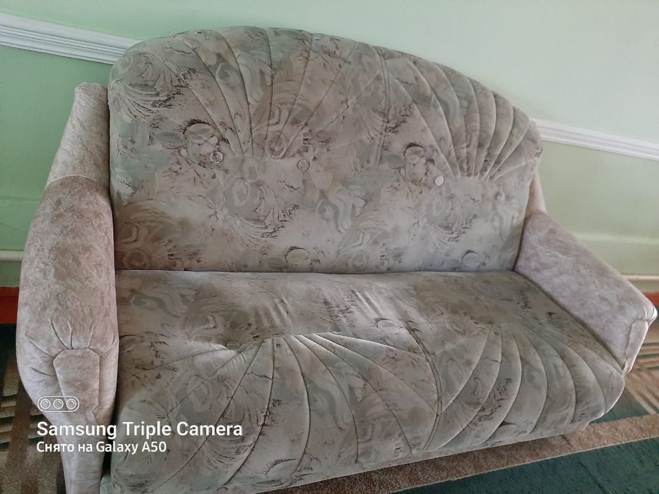 Диван креслосымен сатылады