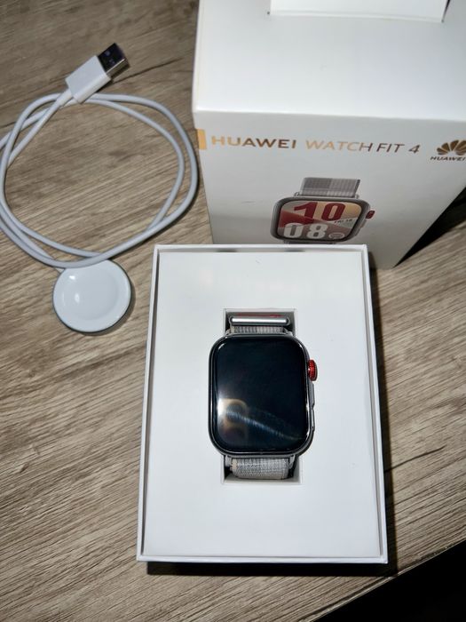 Huawei Watch Fit 4
