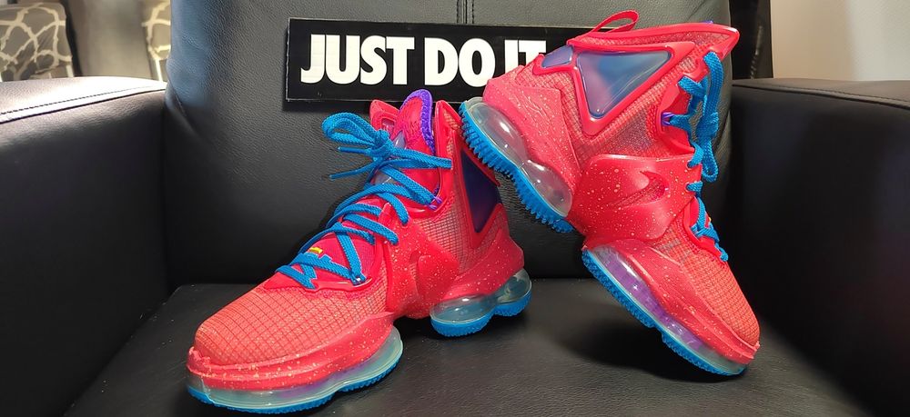 Nike Lebron XIX, номер 35,5
