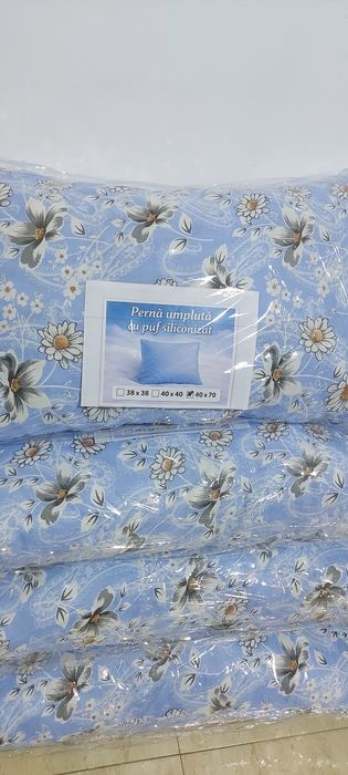 Set 4 perne 40x70 cm – Noi cu etichetă | Moi, pufoase | Livrare OLX