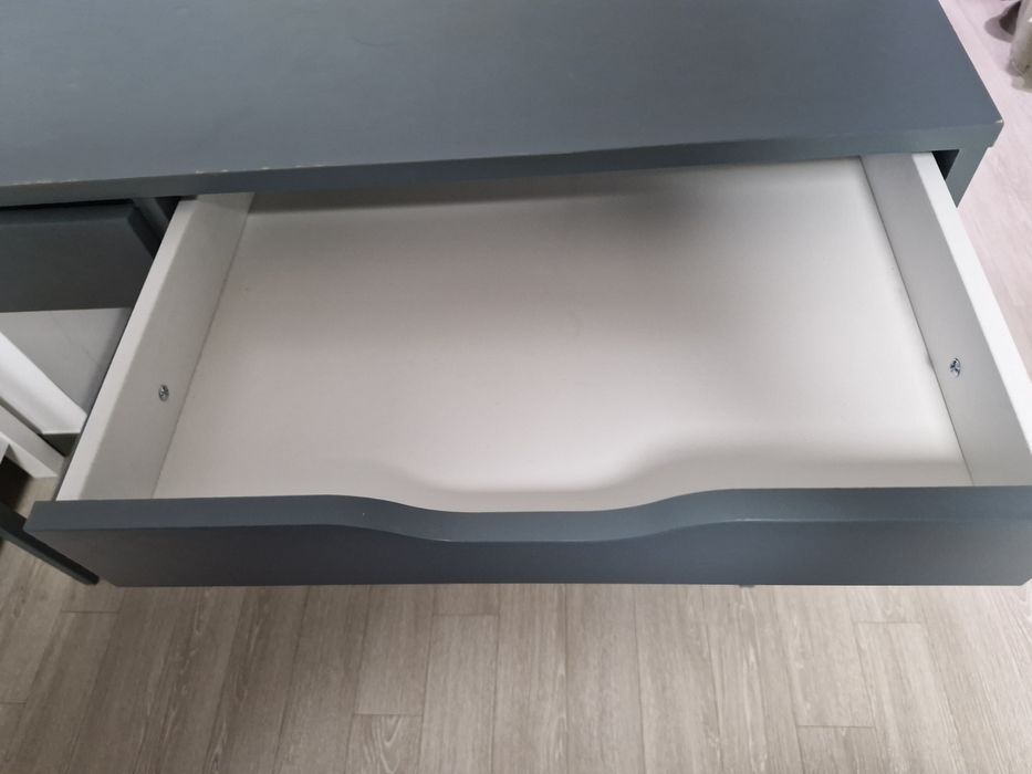 Продам офисный стол производством IKEA
