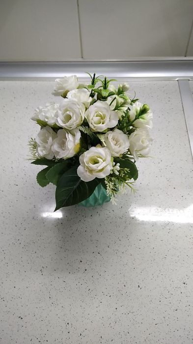 Uy, ofis, dokonlar uchun dekor gullar