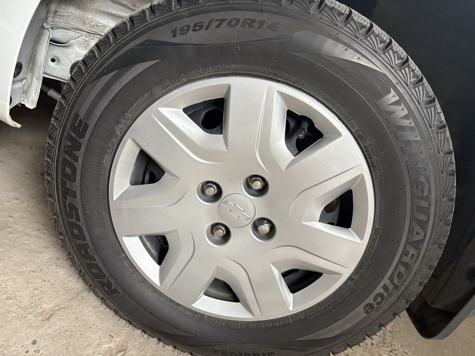 Зимние шины 195/70/R14