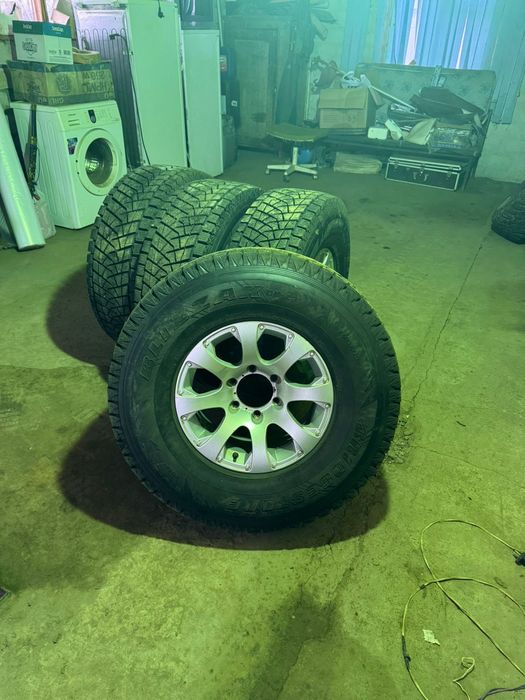 Шины с дисками и без