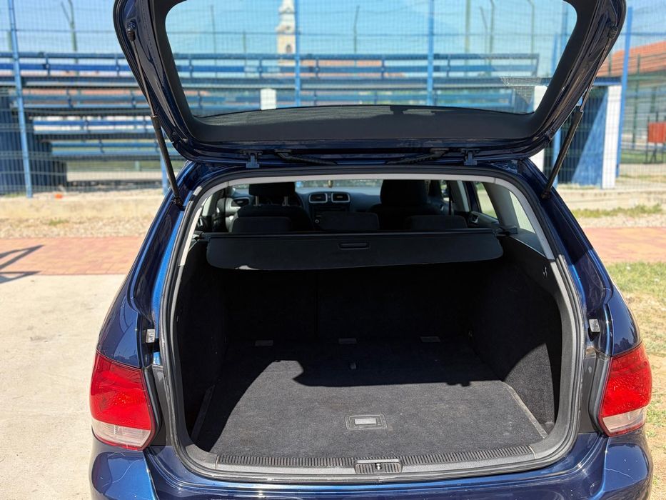 VOLKSWAGEN Golf 2011 — imagine 5