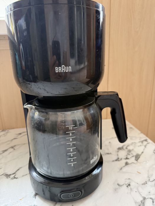 Кофеварка Braun.