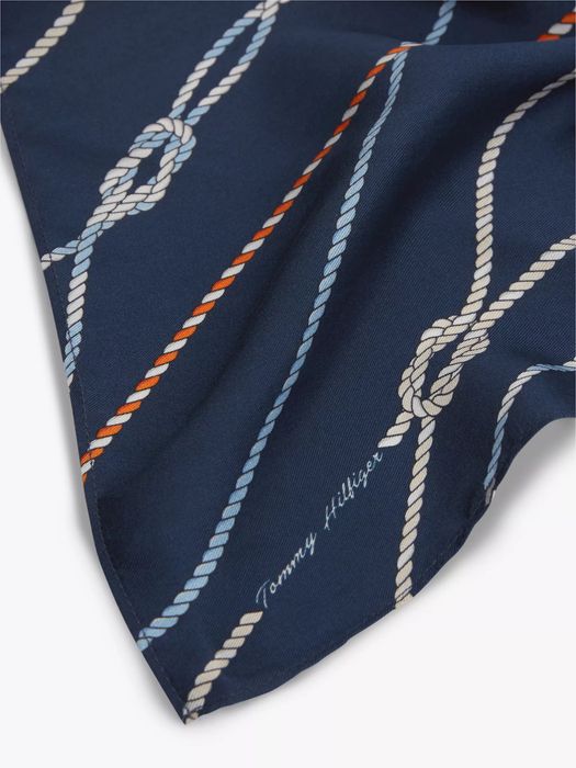 Продам шелковый платок Tommy hilfiger