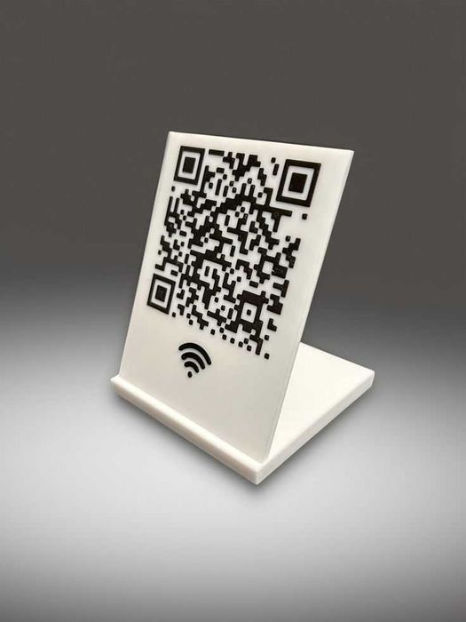 Подставки, салфетницы, плейсматы, таблички, указатели, диспенсеры