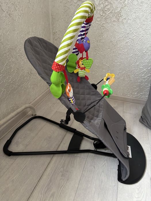 Шезлонг качалка детская