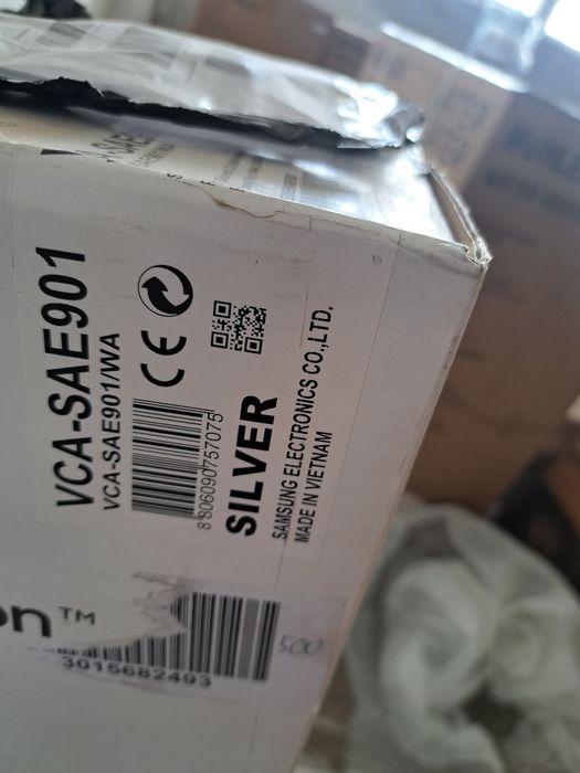 Почистваща станция за прави прахосмукачки Samsung Be Spoke Jet 90 Seri