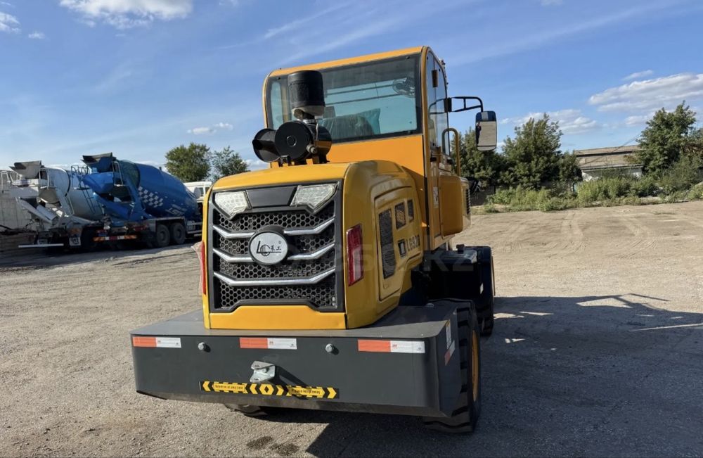 Мини погрузчик фронтальный