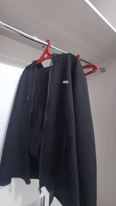 Продам двойку спортивную BOSS (casual)