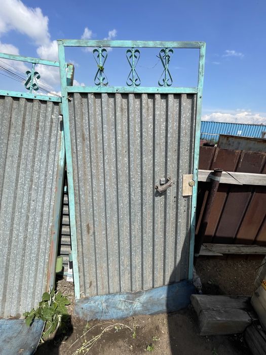 Продам ворота, калитку и вставку