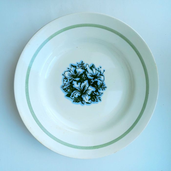 Продам советские тарелки