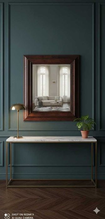 Масивно антикварно огледало – класика, която вдъхва живот