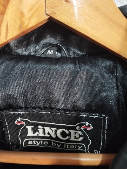 Куртку кожаную женскую