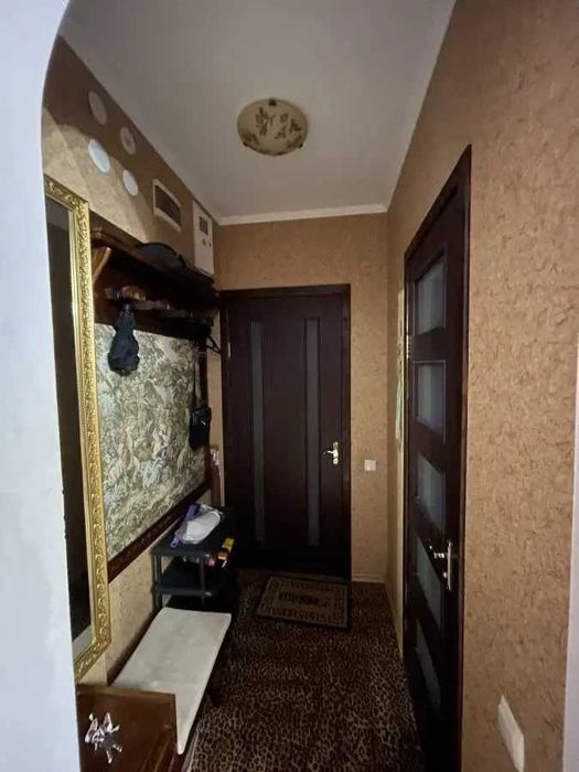 Дава се под наем Двустаен апартамент в София, Зона Б-18 - 67 кв.м за 484.5 € - Снимка #3