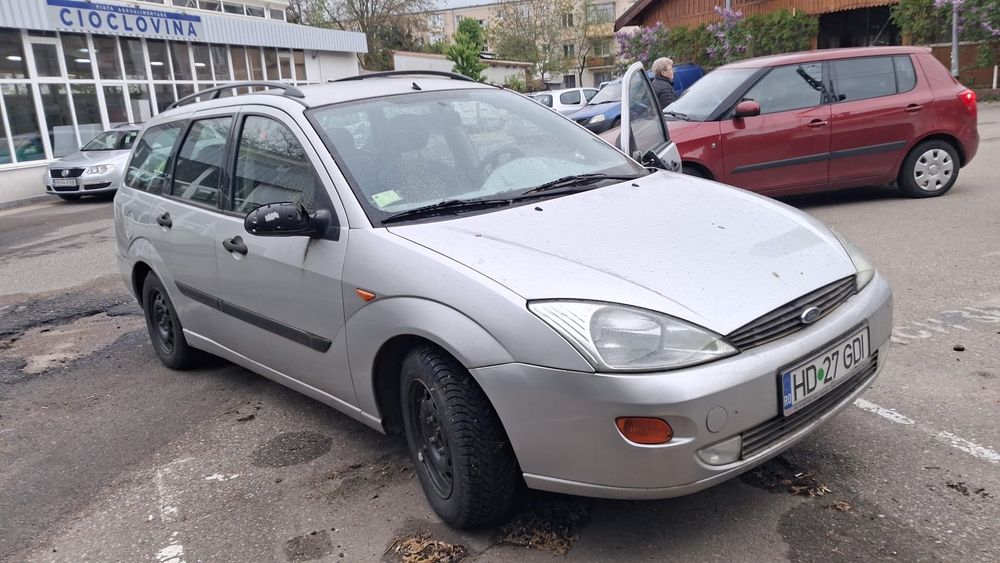 Ford Focus 1.6 benzina 181000km
