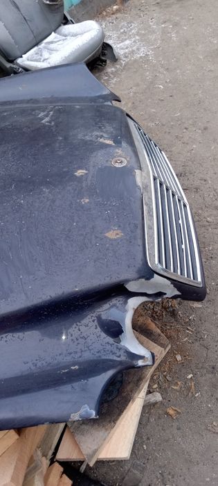 Капот Мерседес 210й