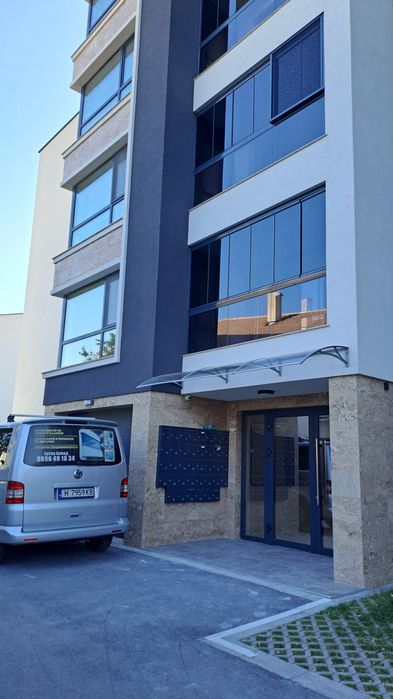 Безпрофилно остъкляване за тераси, балкони и веранди